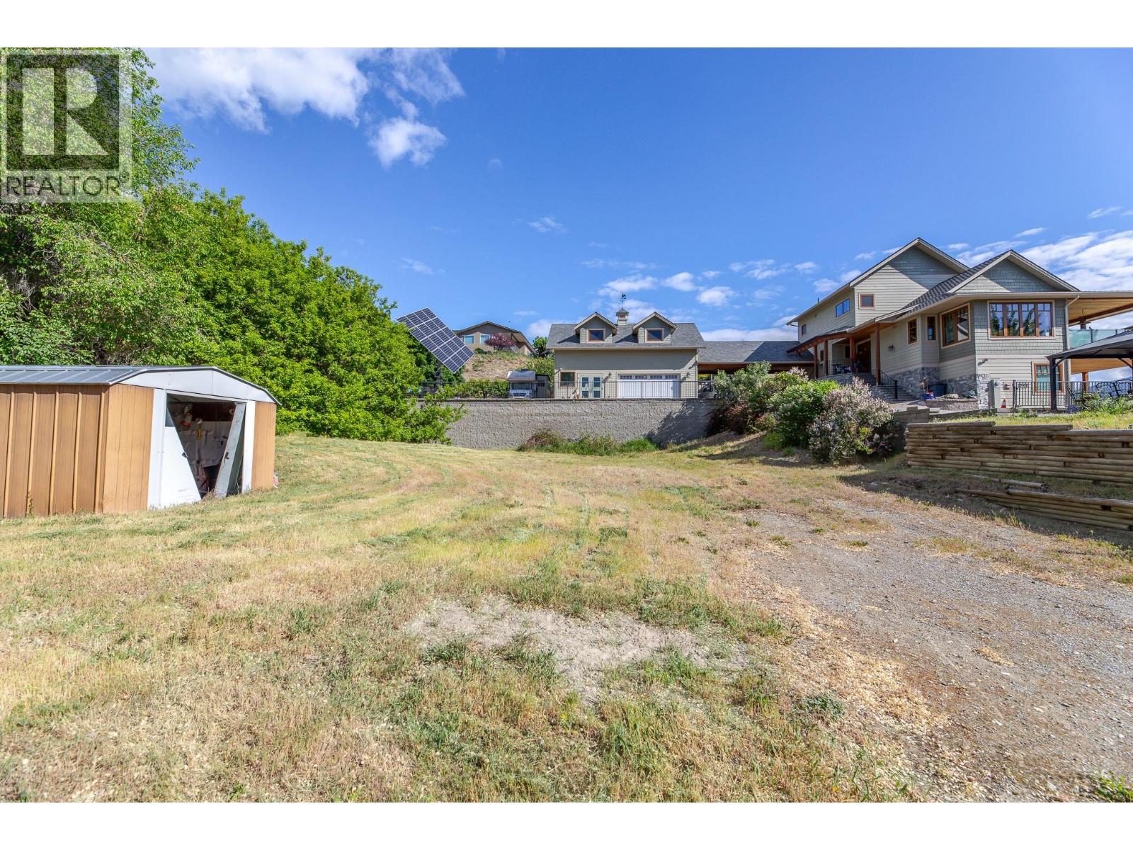 6108 Austin Street, Summerland, British Columbia  V0H 1Z1 - Photo 3 - 10386074