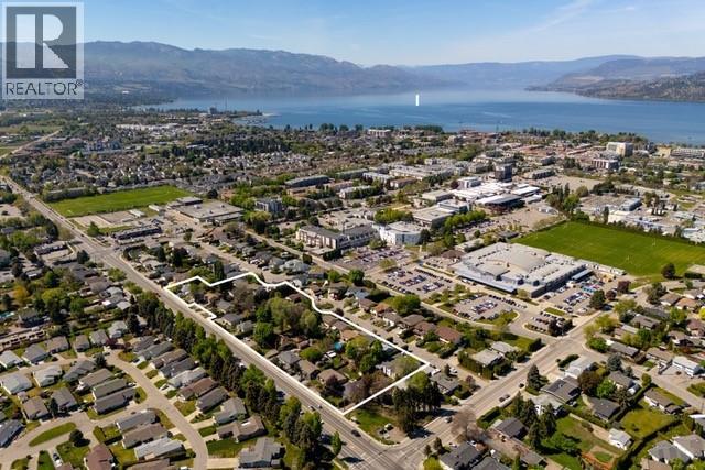 2909 Bouvette Street, Kelowna, British Columbia  V1Y 3K5 - Photo 5 - 10387335