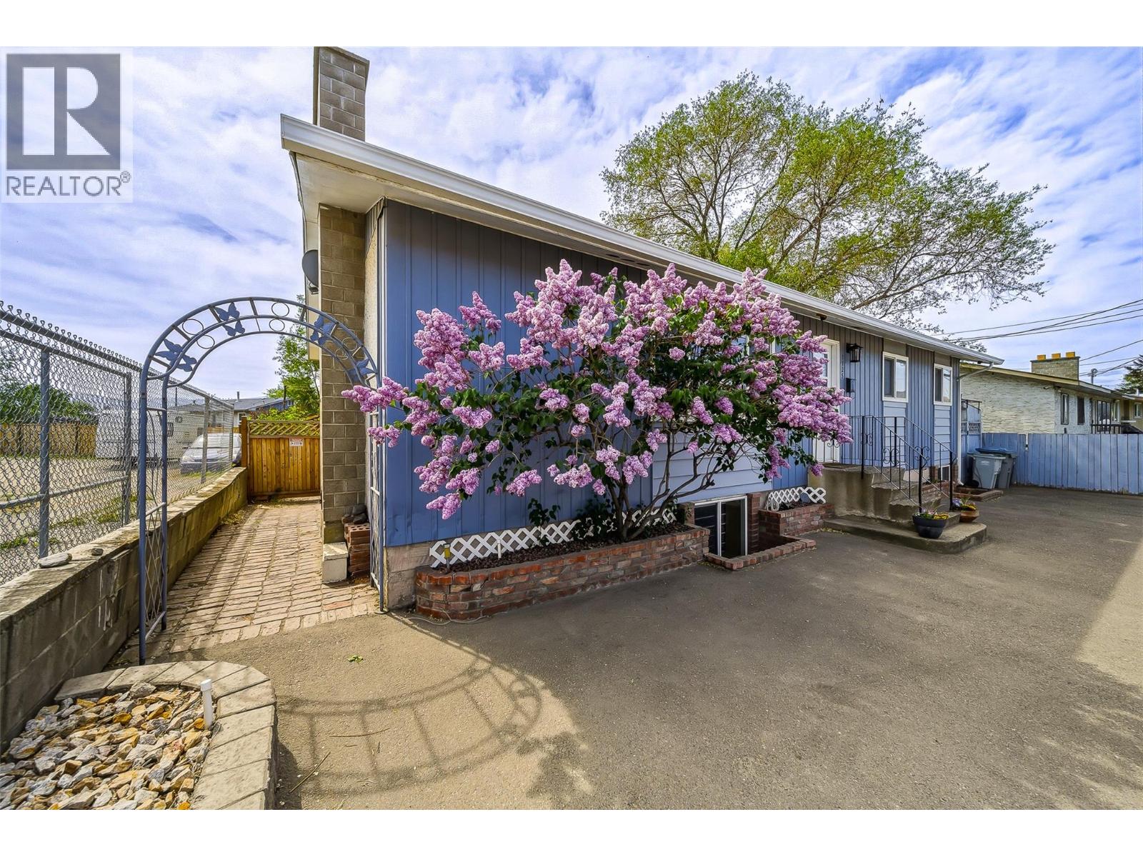 1125 Halston Avenue, Kamloops, British Columbia  V2B 2C2 - Photo 2 - 10385846