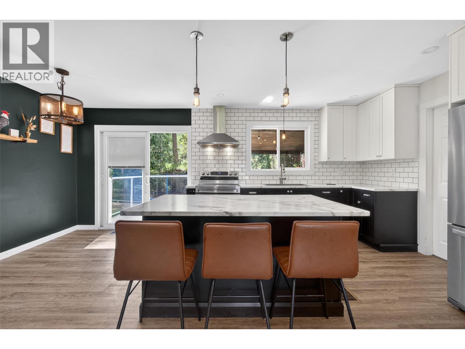 2354 Forest View Place, Blind Bay, British Columbia  V0E 1H2 - Photo 4 - 10387159