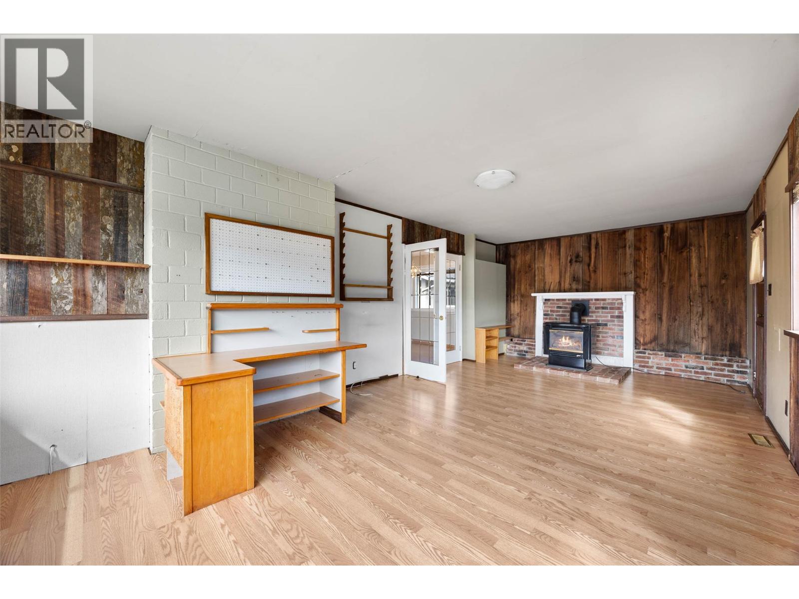 594 Brentwood Avenue, Kamloops, British Columbia  V2B 1P3 - Photo 14 - 10387156