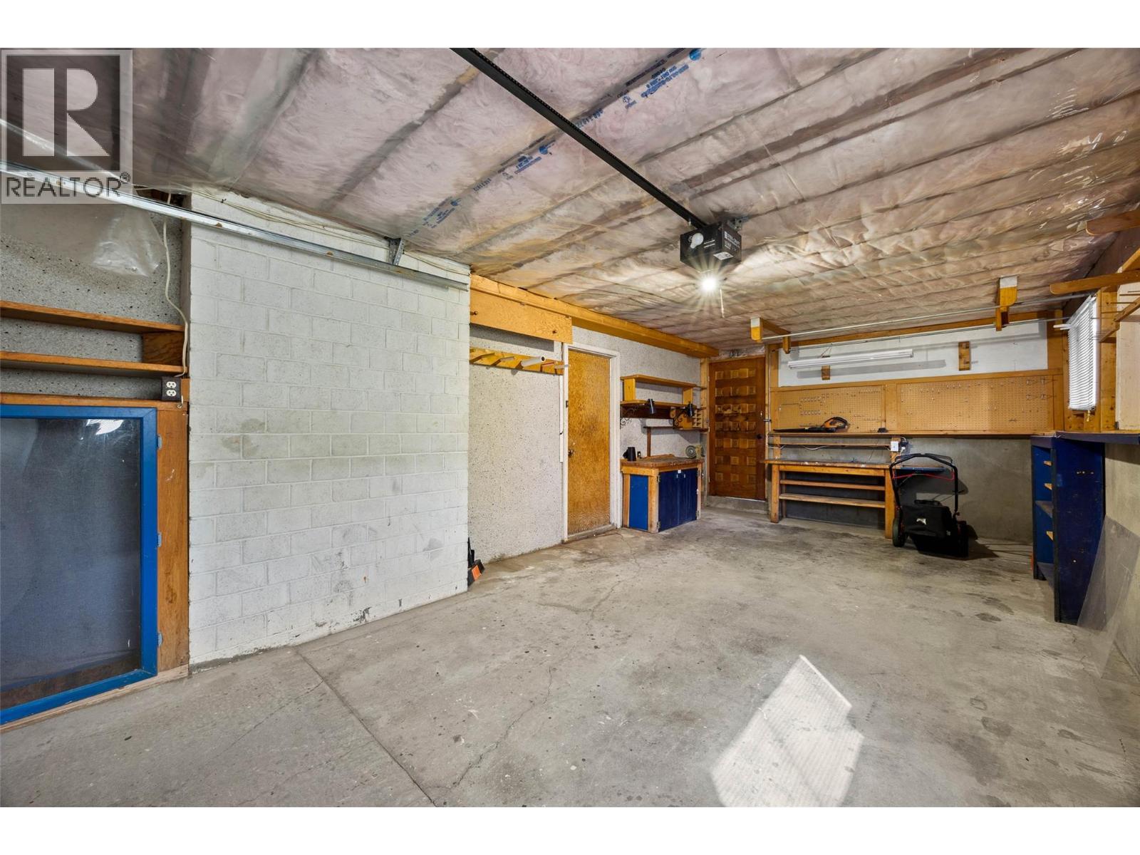 594 Brentwood Avenue, Kamloops, British Columbia  V2B 1P3 - Photo 27 - 10387156