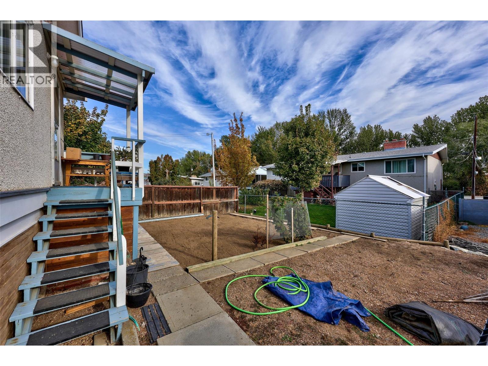 594 Brentwood Avenue, Kamloops, British Columbia  V2B 1P3 - Photo 32 - 10387156