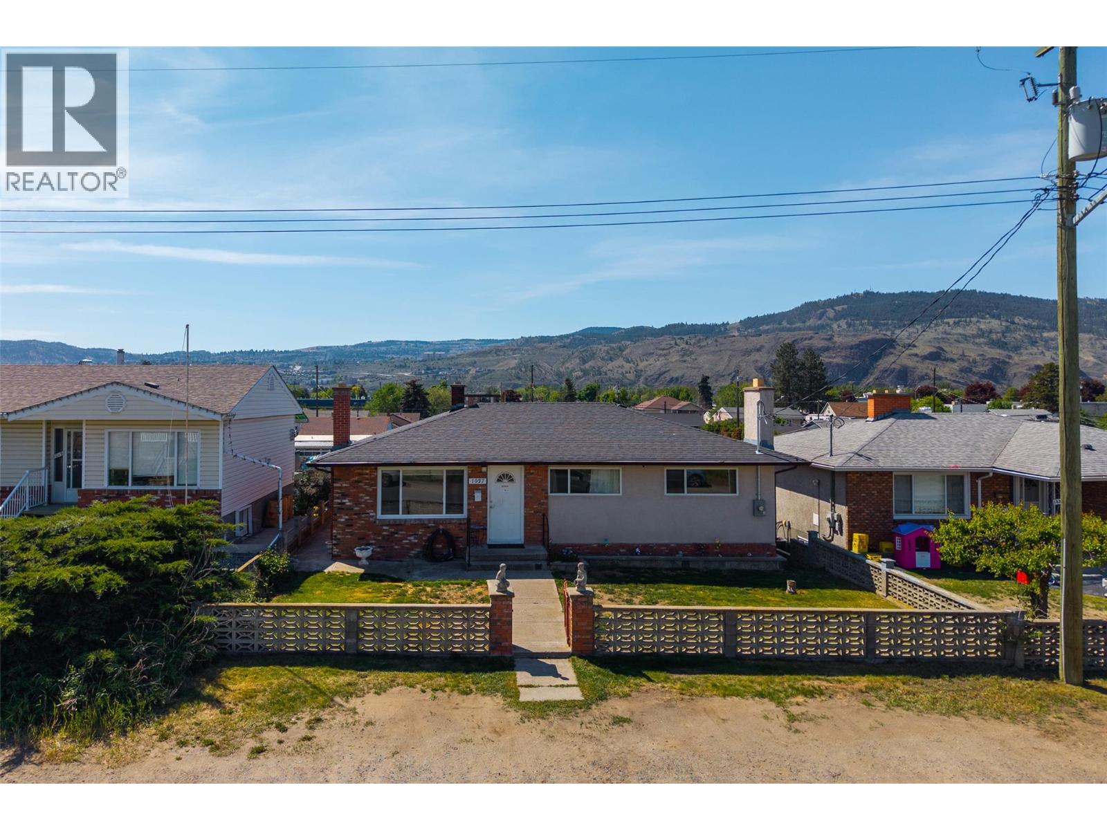 1027 Moncton Avenue, kamloops, British Columbia