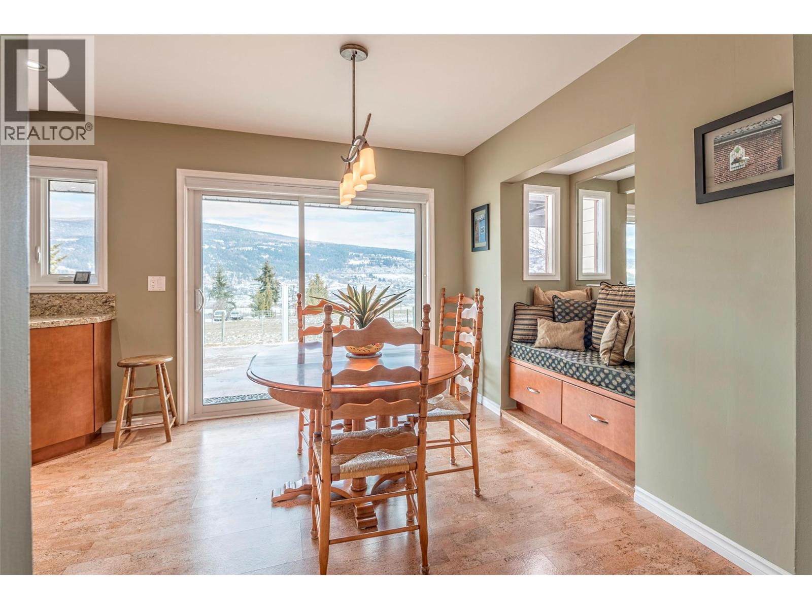 186 Stepping Stones Crescent, Spallumcheen, British Columbia  V1H 1X2 - Photo 18 - 10386809