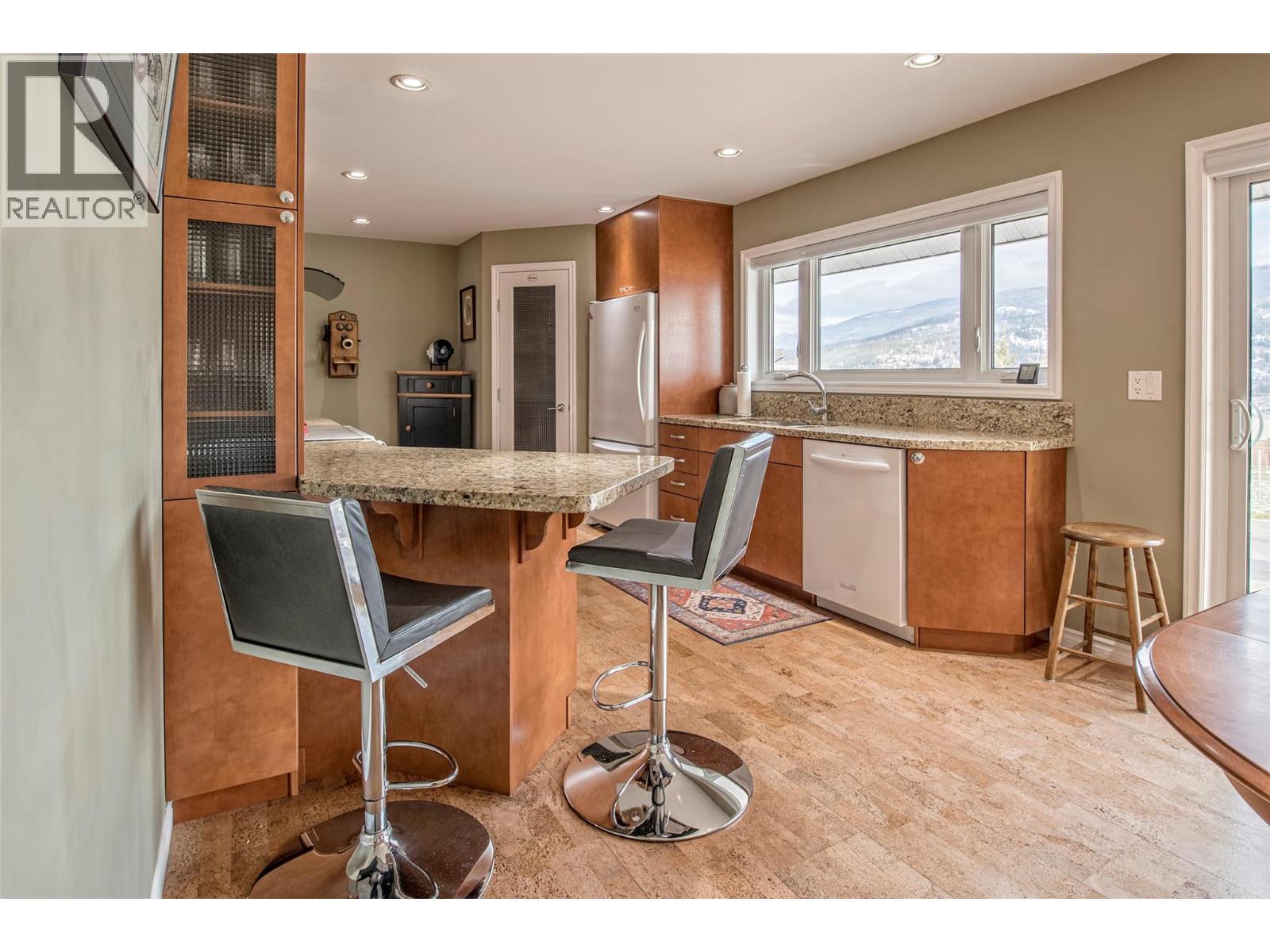 186 Stepping Stones Crescent, Spallumcheen, British Columbia  V1H 1X2 - Photo 21 - 10386809