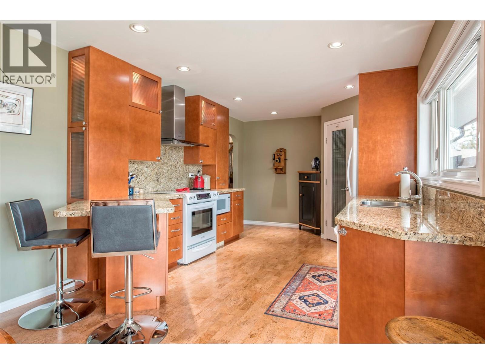186 Stepping Stones Crescent, Spallumcheen, British Columbia  V1H 1X2 - Photo 22 - 10386809