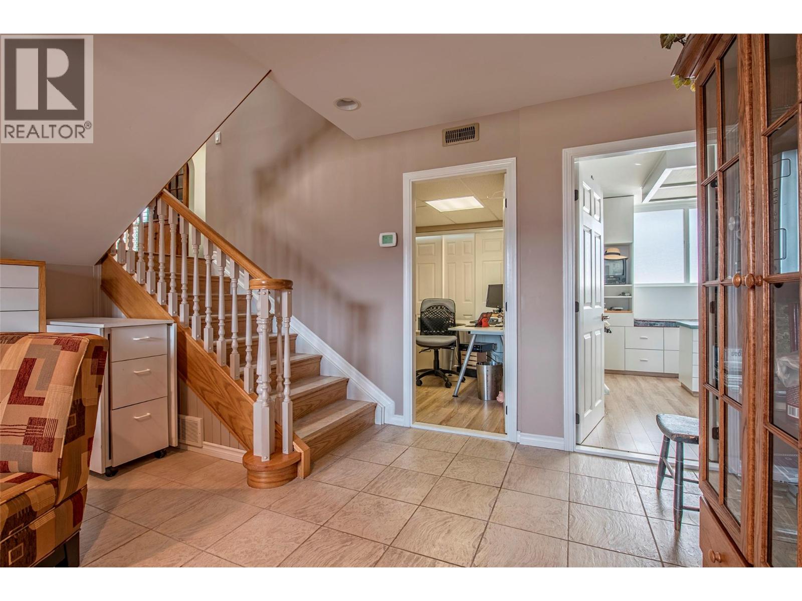 186 Stepping Stones Crescent, Spallumcheen, British Columbia  V1H 1X2 - Photo 46 - 10386809