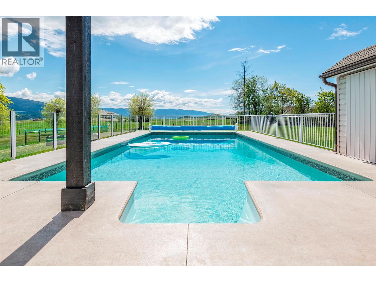 186 Stepping Stones Crescent, Spallumcheen, British Columbia  V1H 1X2 - Photo 60 - 10386809