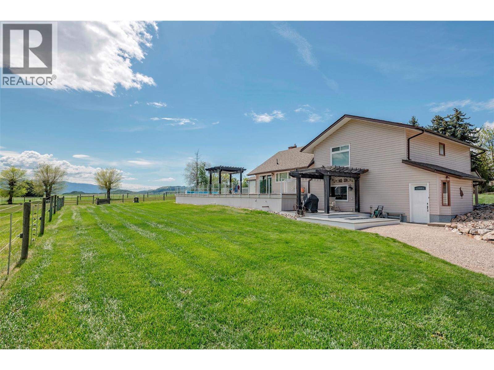 186 Stepping Stones Crescent, Spallumcheen, British Columbia  V1H 1X2 - Photo 66 - 10386809