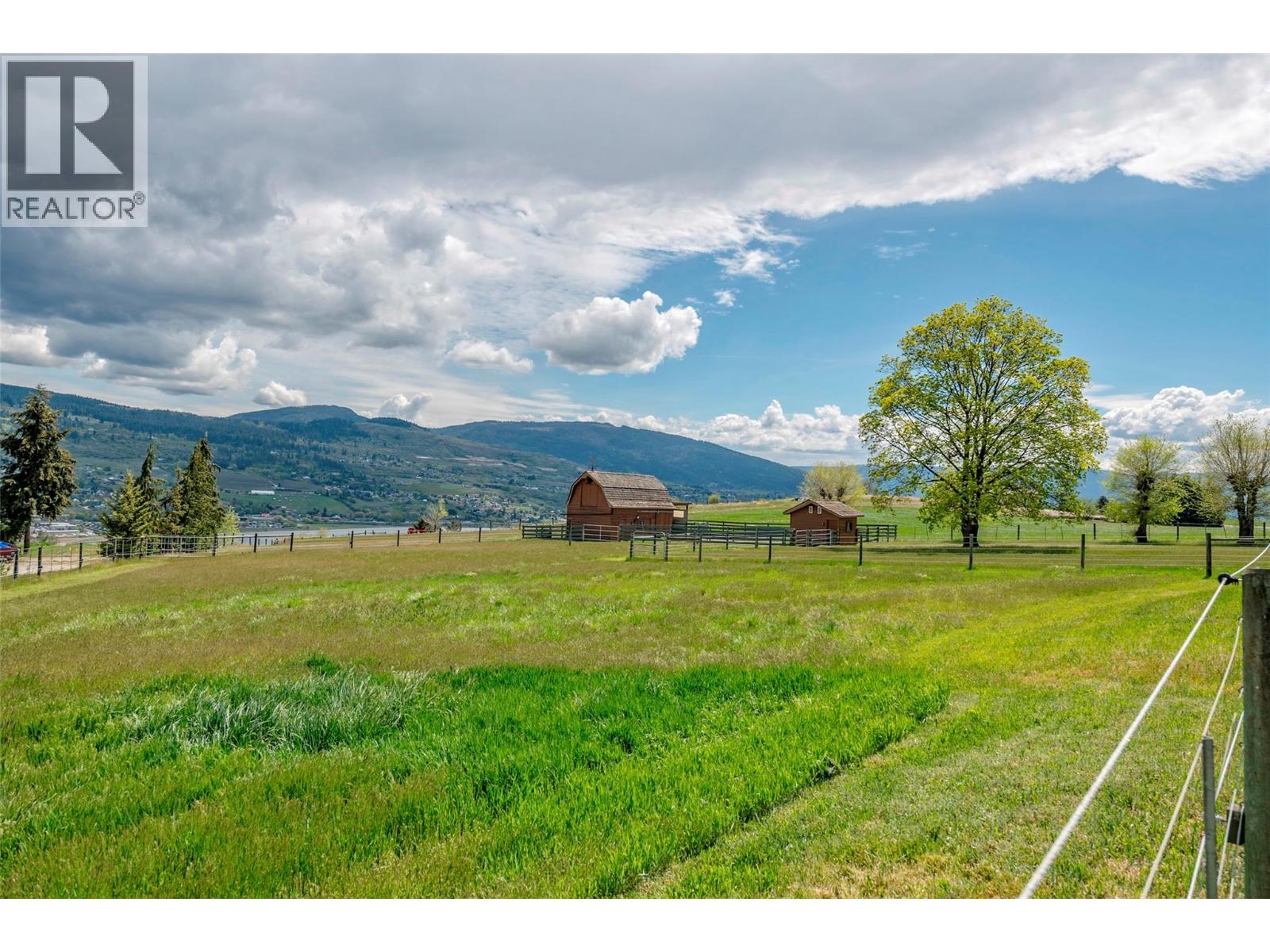 186 Stepping Stones Crescent, Spallumcheen, British Columbia  V1H 1X2 - Photo 67 - 10386809