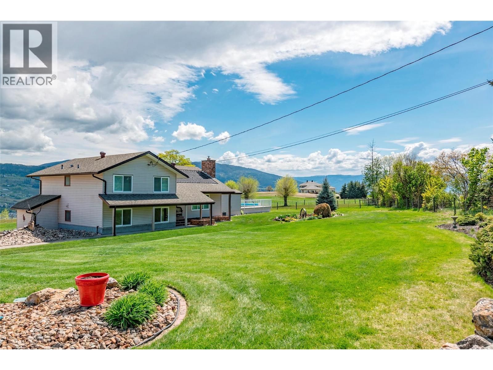 186 Stepping Stones Crescent, Spallumcheen, British Columbia  V1H 1X2 - Photo 9 - 10386809