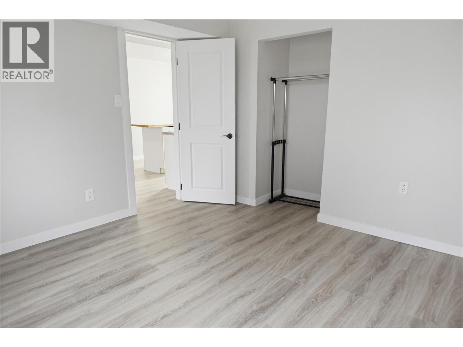 342 Monmouth Drive, Kamloops, British Columbia  V2E 1N7 - Photo 21 - 10387338