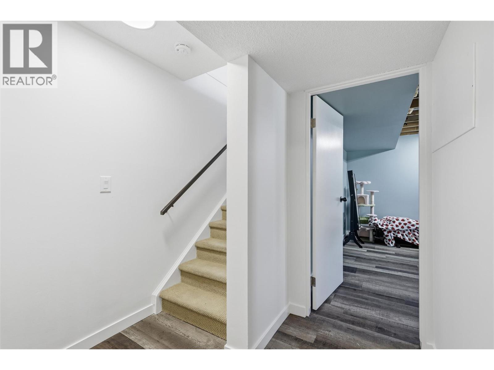 2444 Nechako Drive, Kamloops, British Columbia  V2E 1S7 - Photo 32 - 10387224