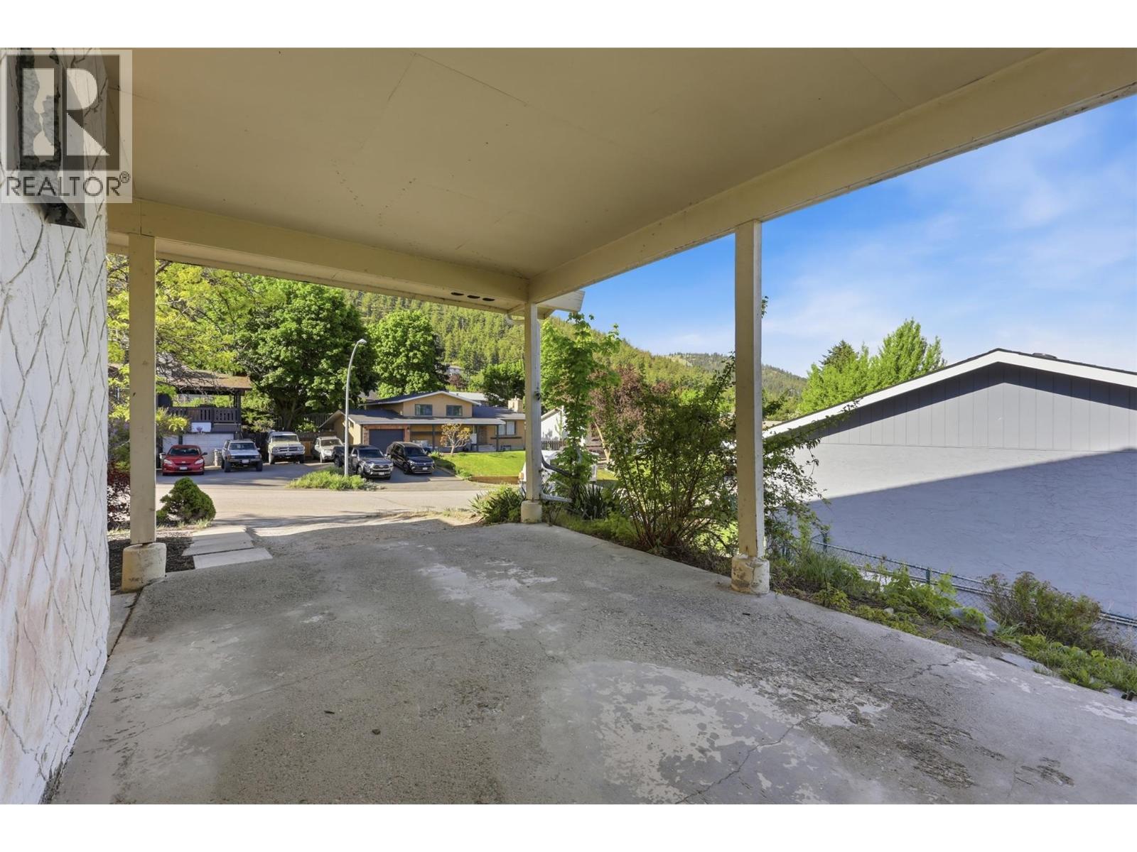 2444 Nechako Drive, Kamloops, British Columbia  V2E 1S7 - Photo 44 - 10387224