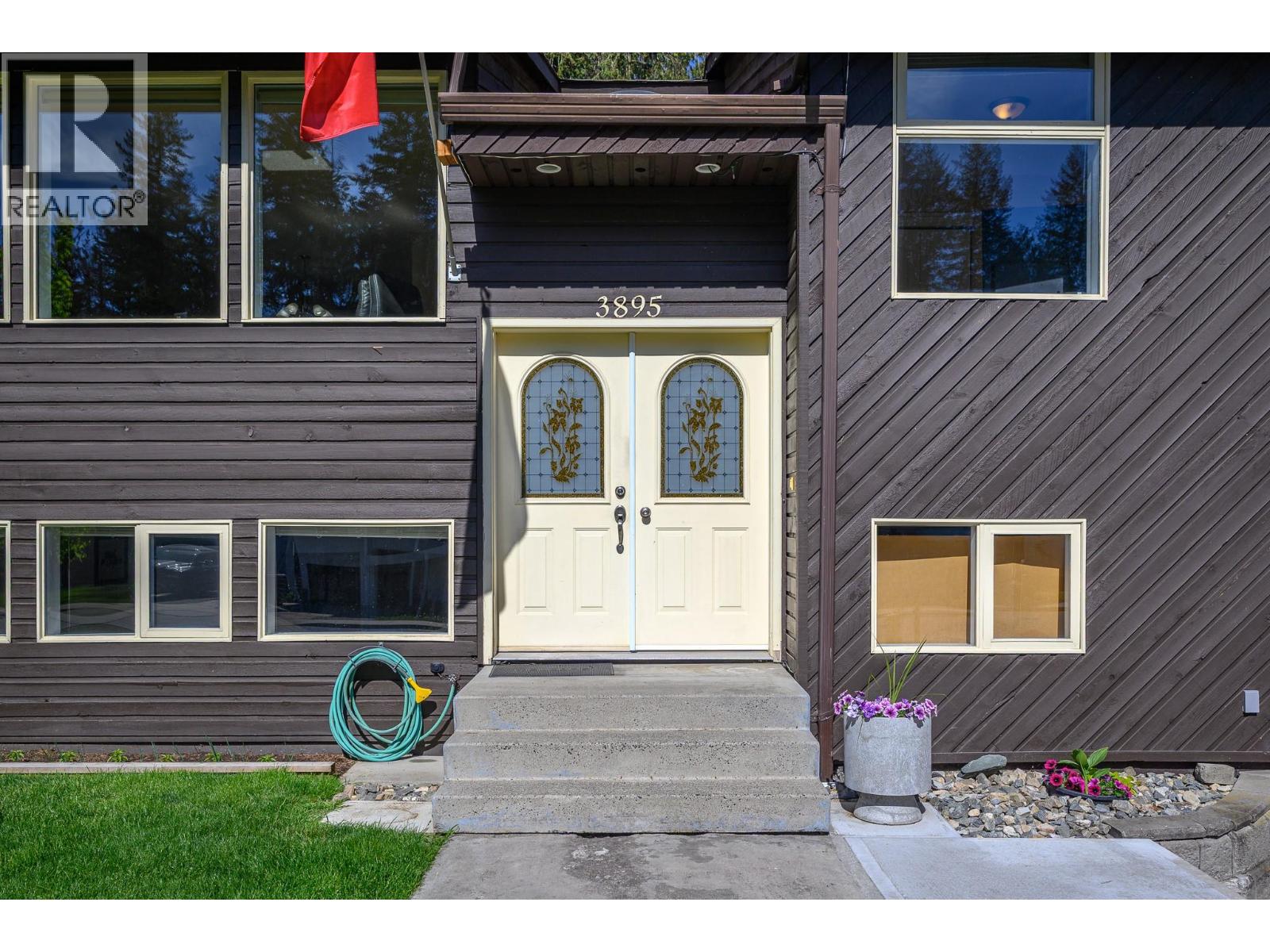3895 Highland Park Drive, Armstrong, British Columbia  V4Y 0K2 - Photo 5 - 10387308