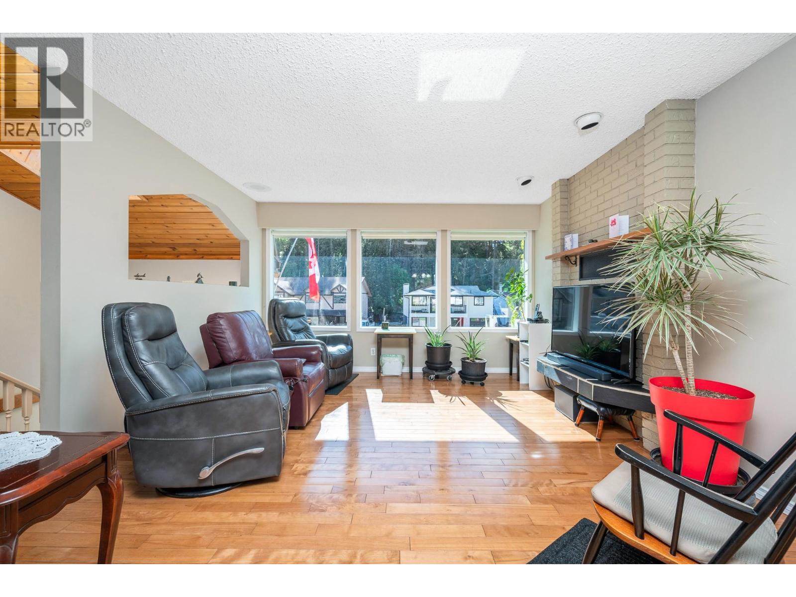 3895 Highland Park Drive, Armstrong, British Columbia  V4Y 0K2 - Photo 7 - 10387308