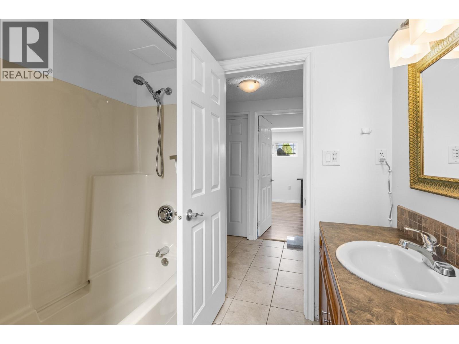 740 Ace Road, Kelowna, British Columbia  V1X 4C5 - Photo 29 - 10387202