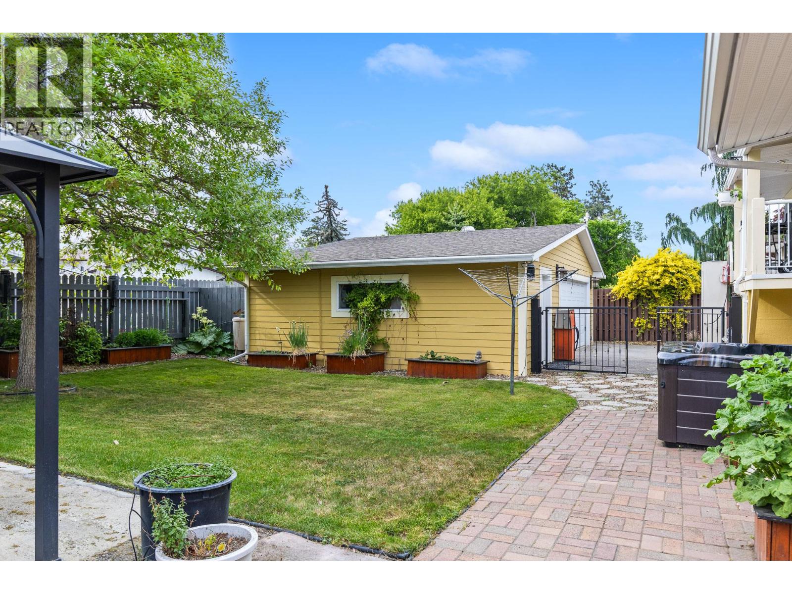 740 Ace Road, Kelowna, British Columbia  V1X 4C5 - Photo 48 - 10387202