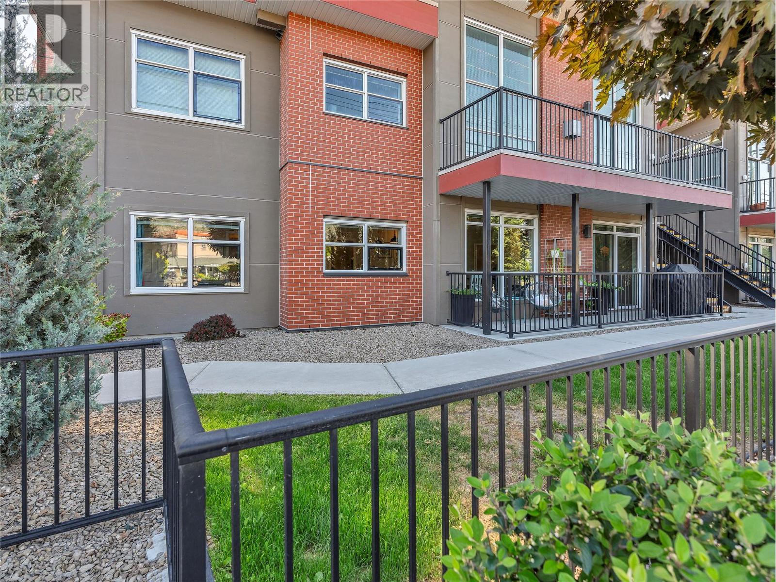 3388 Skaha Lake Road Unit# 101, Penticton, British Columbia  V2A 6G4 - Photo 2 - 10387006