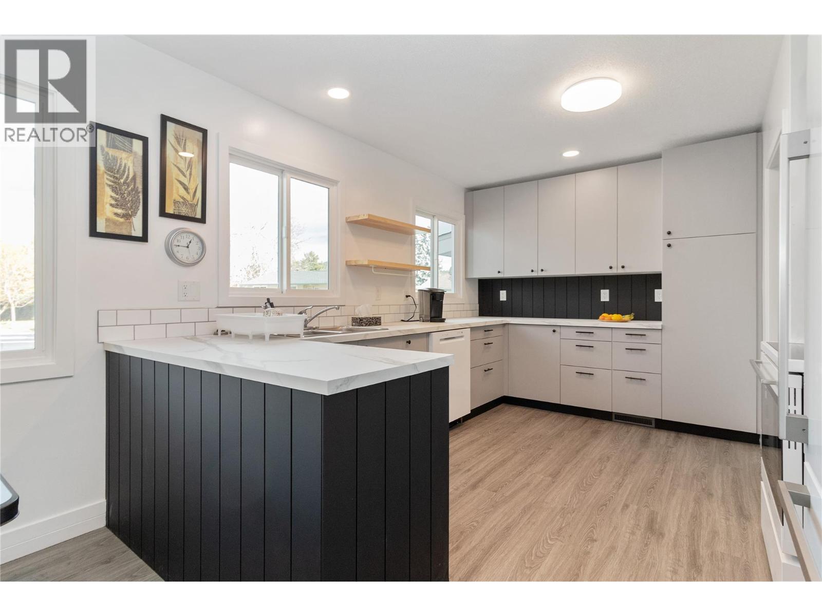 1352 Alder Court, Kelowna, British Columbia  V1Y 3P9 - Photo 11 - 10387404