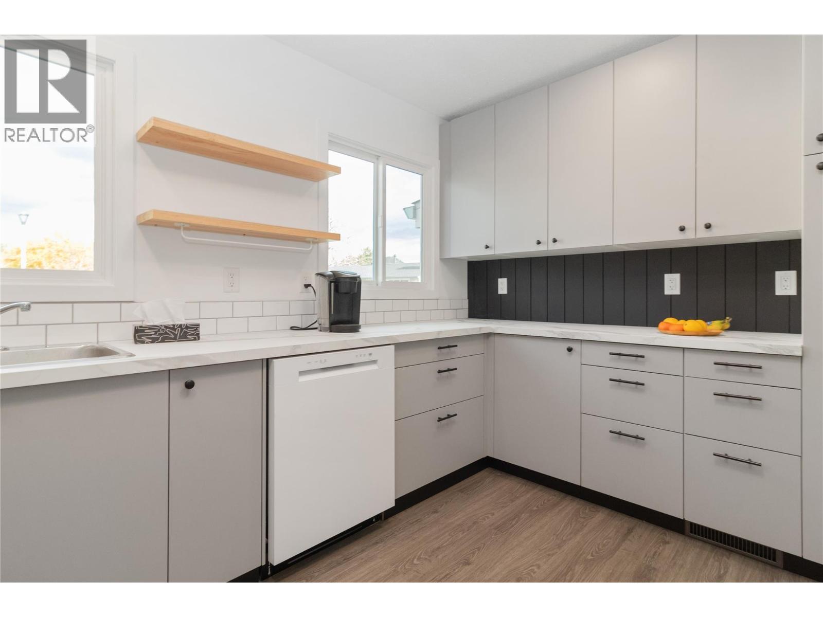 1352 Alder Court, Kelowna, British Columbia  V1Y 3P9 - Photo 12 - 10387404
