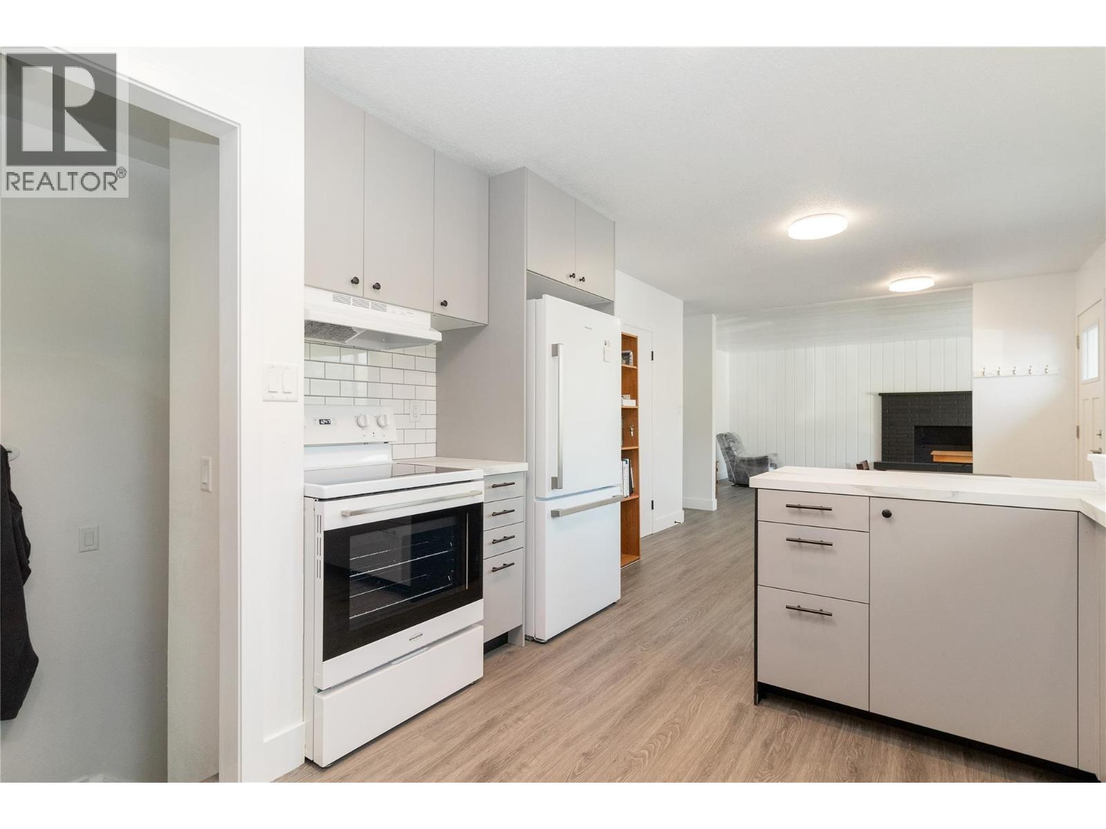 1352 Alder Court, Kelowna, British Columbia  V1Y 3P9 - Photo 13 - 10387404