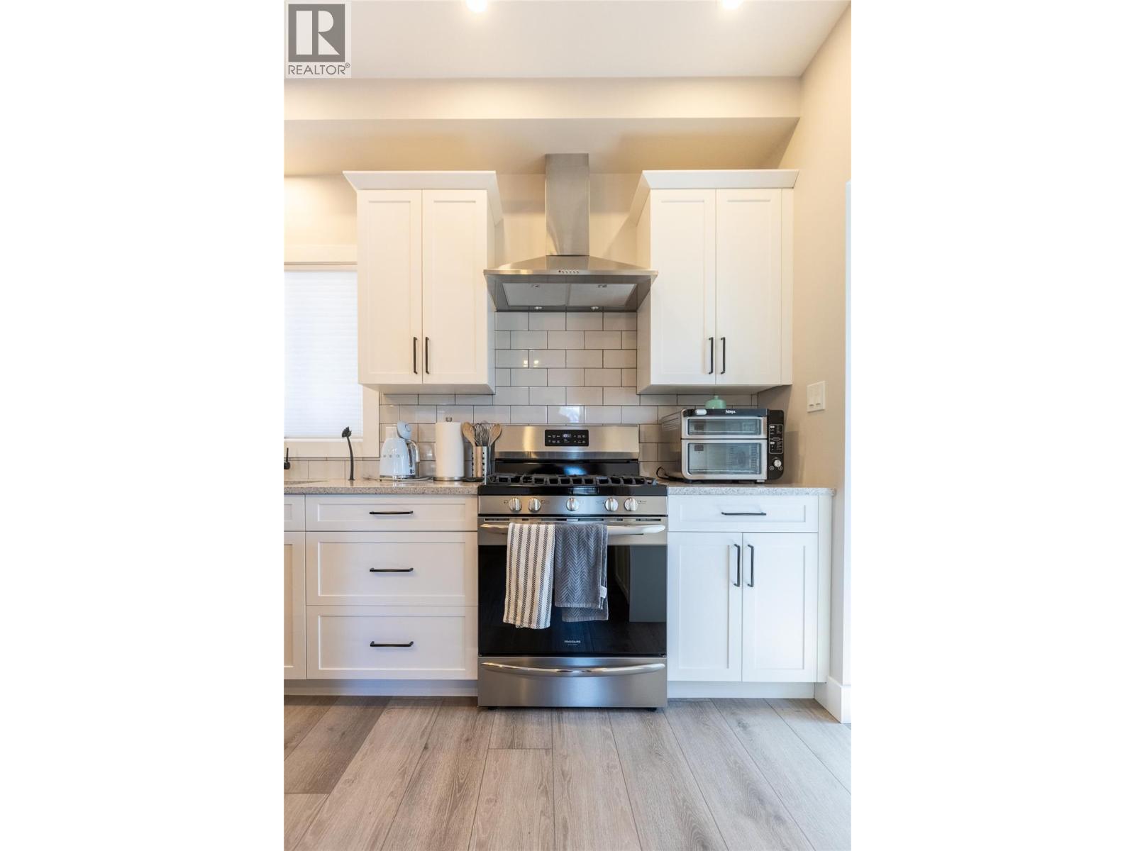 1292 4th Avenue, Fernie, British Columbia  V0B 1M0 - Photo 16 - 10387348