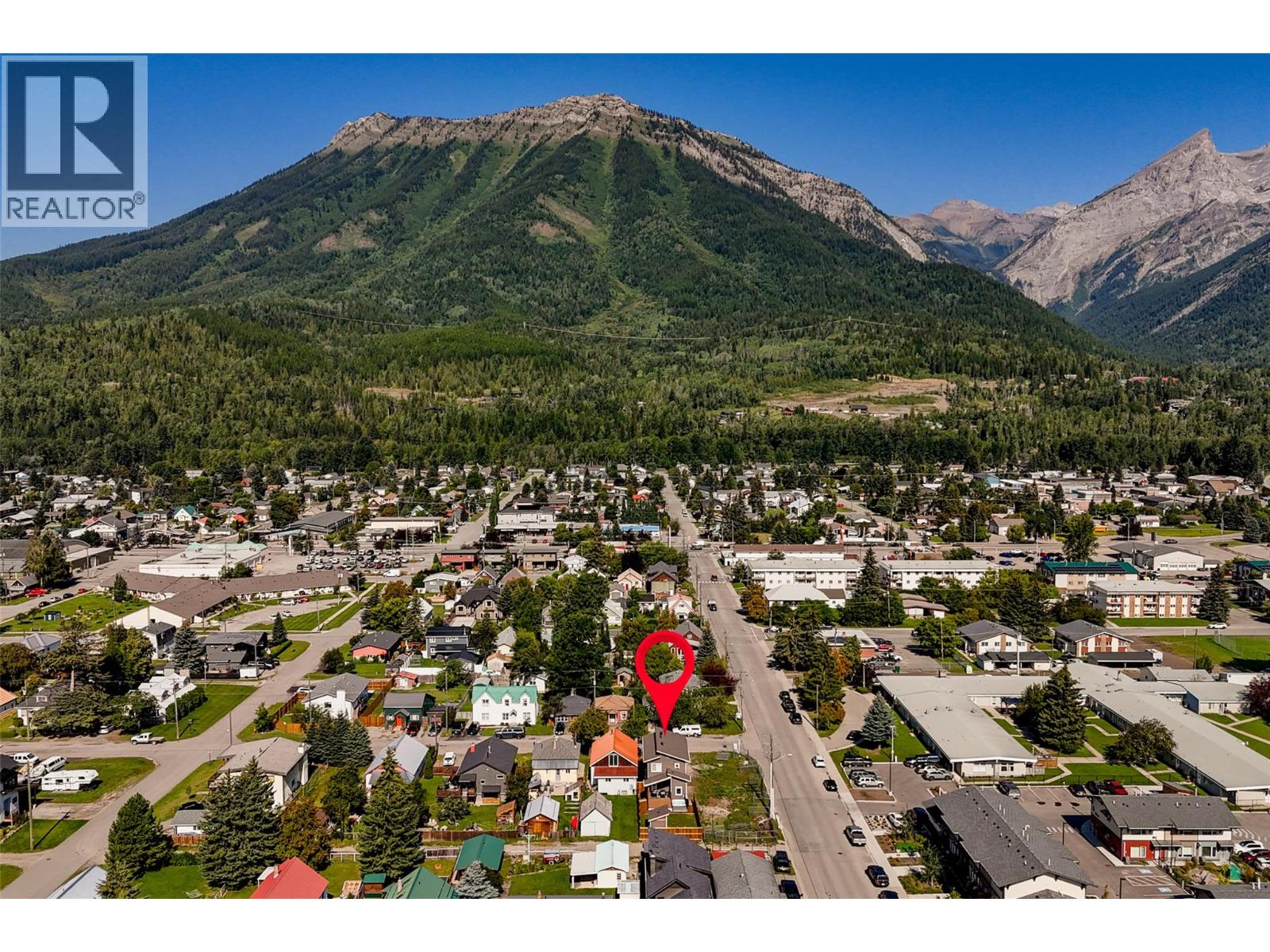 1292 4th Avenue, Fernie, British Columbia  V0B 1M0 - Photo 2 - 10387348