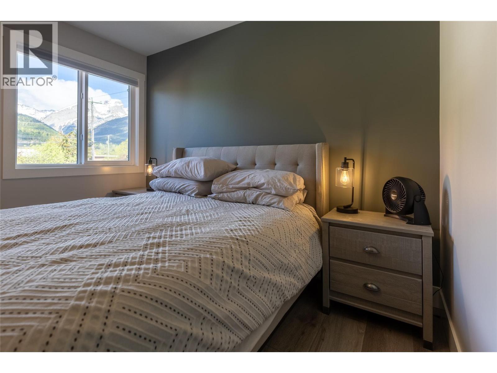 1292 4th Avenue, Fernie, British Columbia  V0B 1M0 - Photo 32 - 10387348