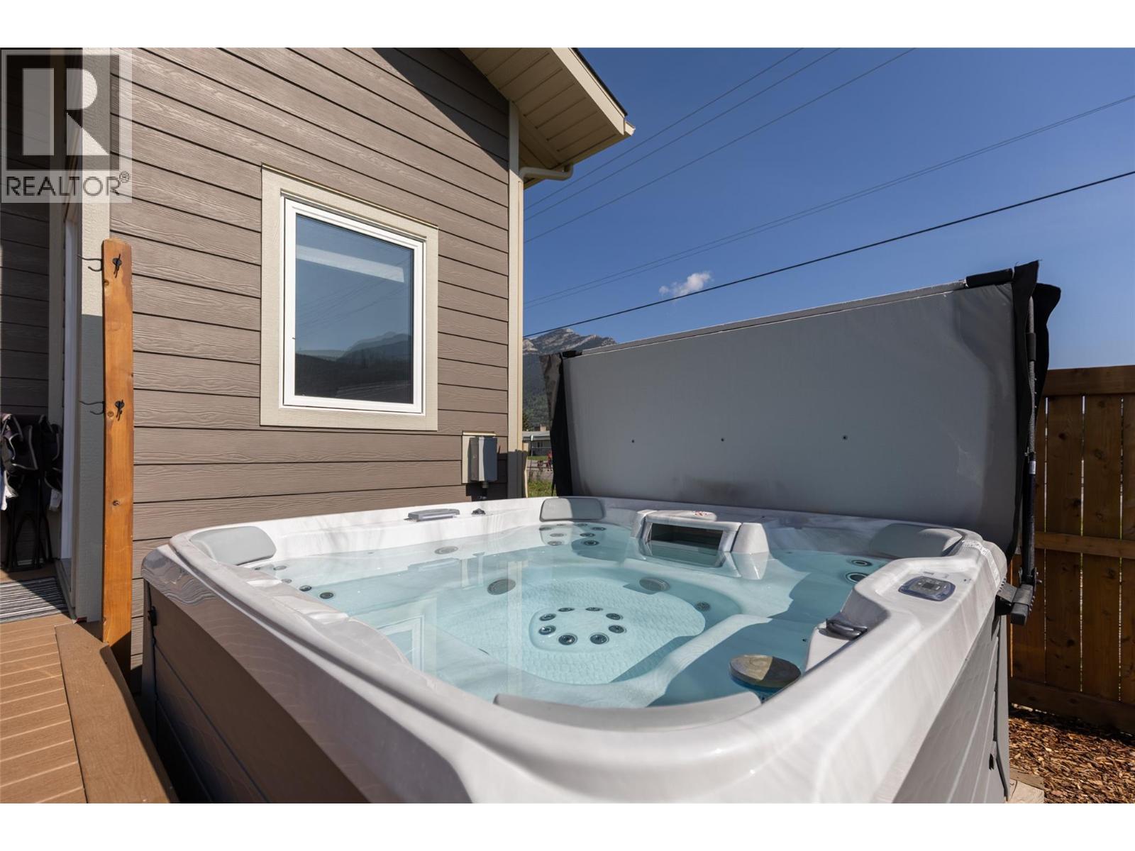1292 4th Avenue, Fernie, British Columbia  V0B 1M0 - Photo 63 - 10387348