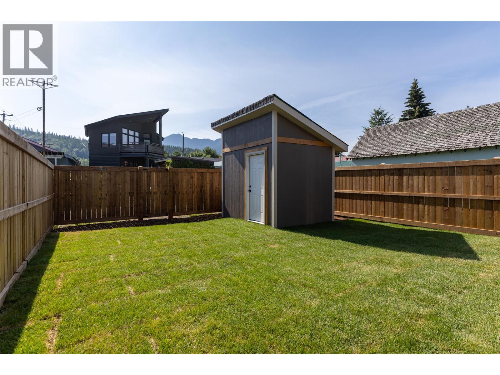1292 4th Avenue, Fernie, British Columbia  V0B 1M0 - Photo 68 - 10387348