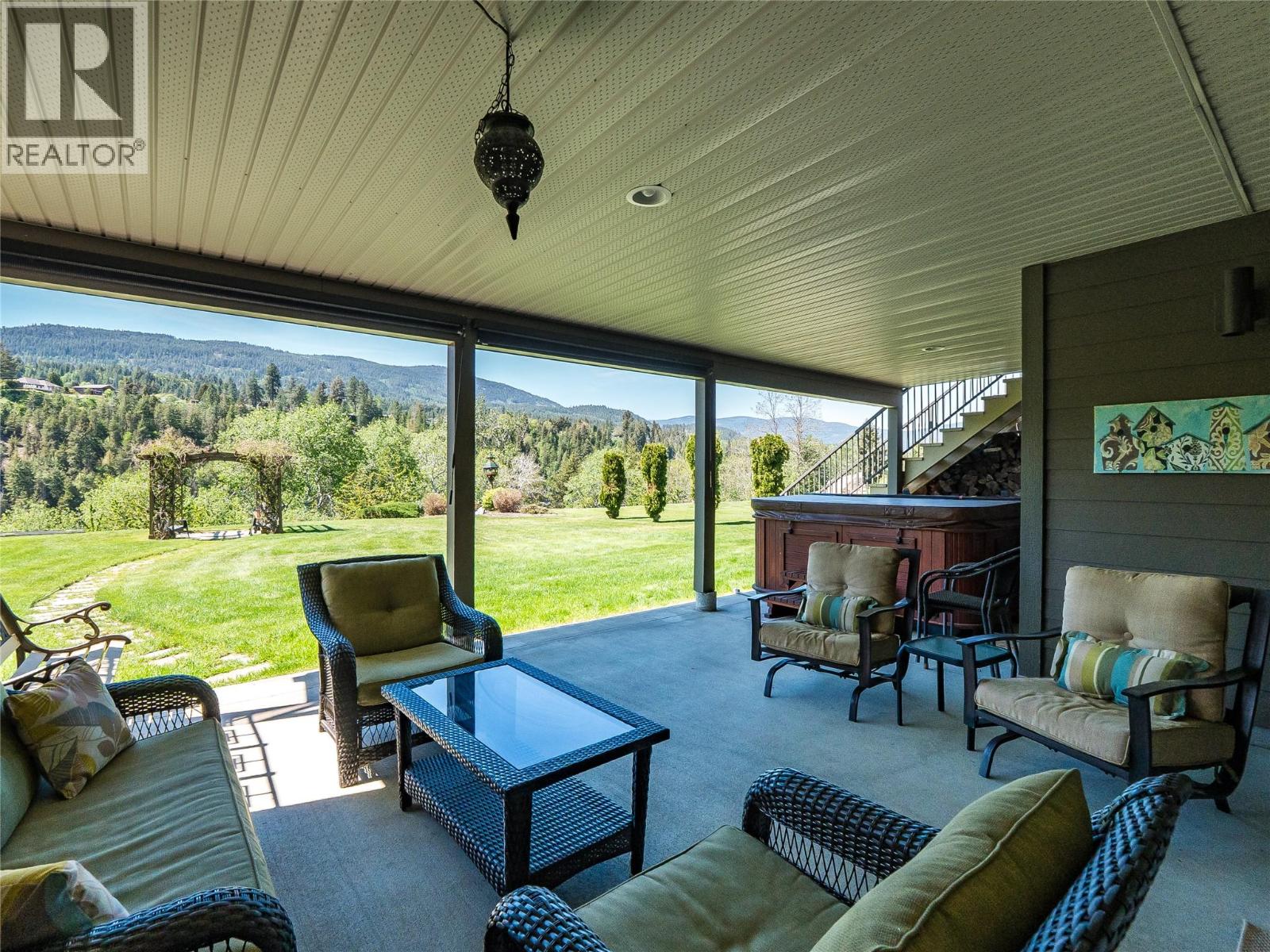 943 Riverview Place, Castlegar, British Columbia  V1N 4L1 - Photo 27 - 10386880