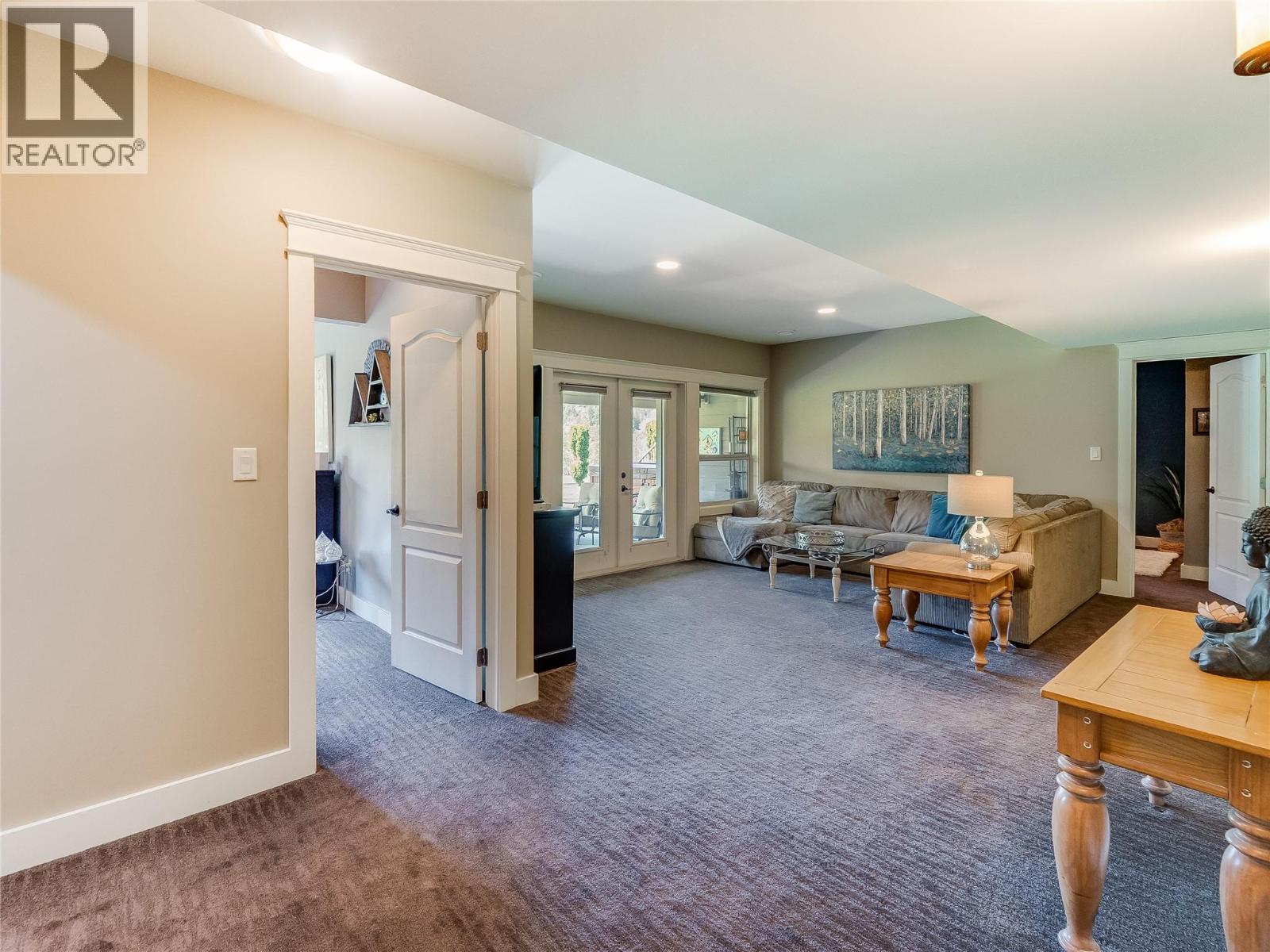 943 Riverview Place, Castlegar, British Columbia  V1N 4L1 - Photo 58 - 10386880