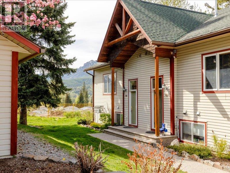 4C SPRUCE Place, fernie, British Columbia