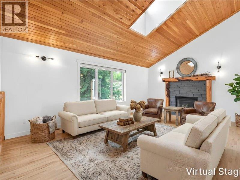 4c Spruce Place, Fernie, British Columbia  V0B 1M4 - Photo 13 - 10385858