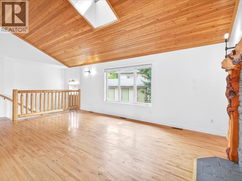 4c Spruce Place, Fernie, British Columbia  V0B 1M4 - Photo 18 - 10385858
