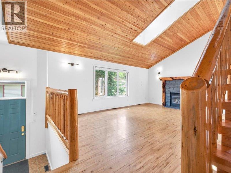 4c Spruce Place, Fernie, British Columbia  V0B 1M4 - Photo 24 - 10385858