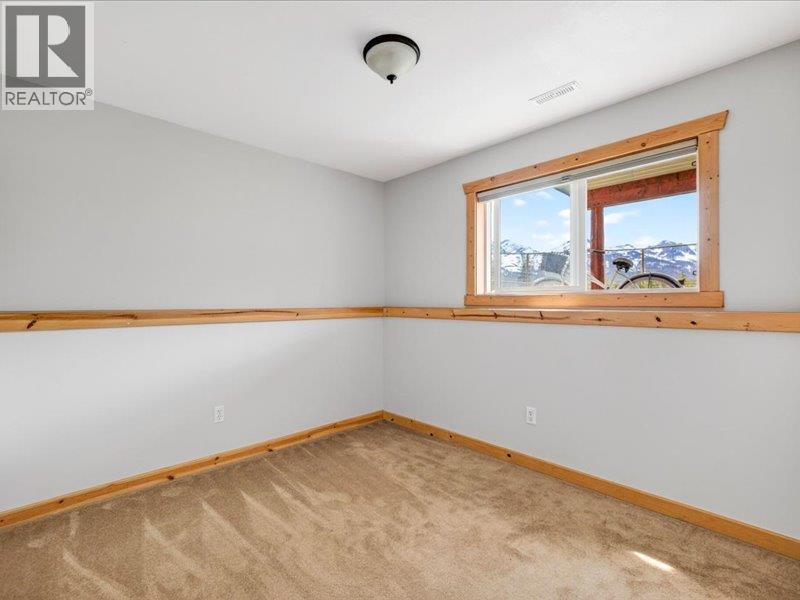 4c Spruce Place, Fernie, British Columbia  V0B 1M4 - Photo 34 - 10385858