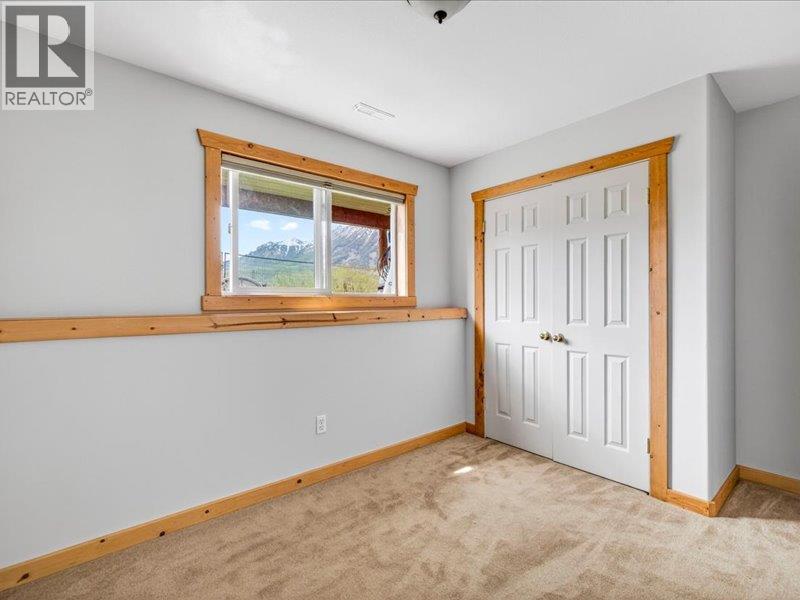 4c Spruce Place, Fernie, British Columbia  V0B 1M4 - Photo 35 - 10385858