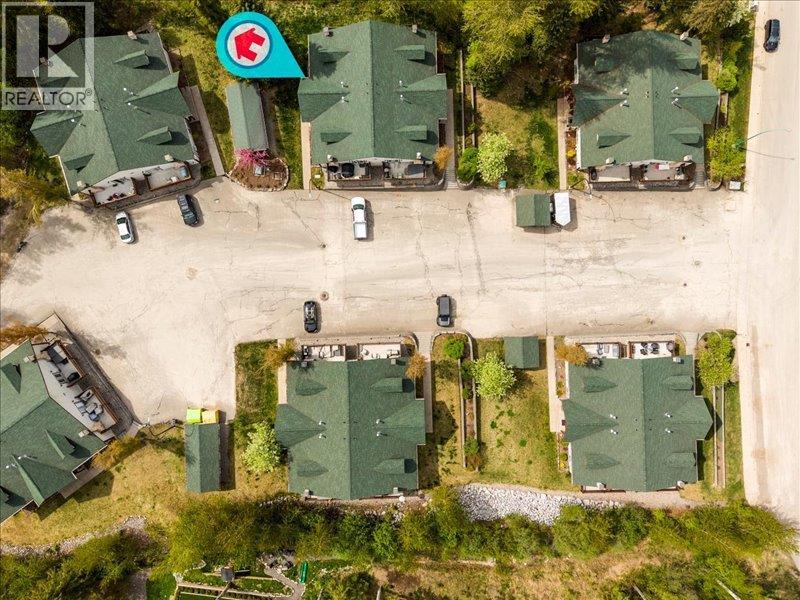4c Spruce Place, Fernie, British Columbia  V0B 1M4 - Photo 7 - 10385858