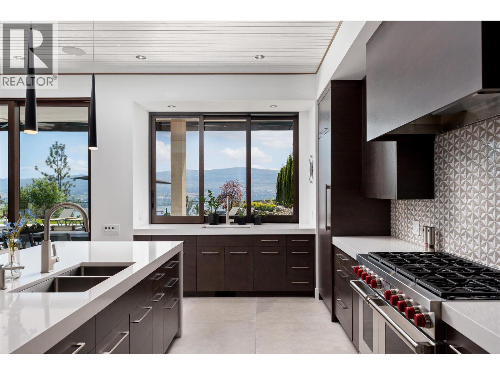 2463 Thacker Drive, West Kelowna, British Columbia  V1Z 1V9 - Photo 11 - 10387042