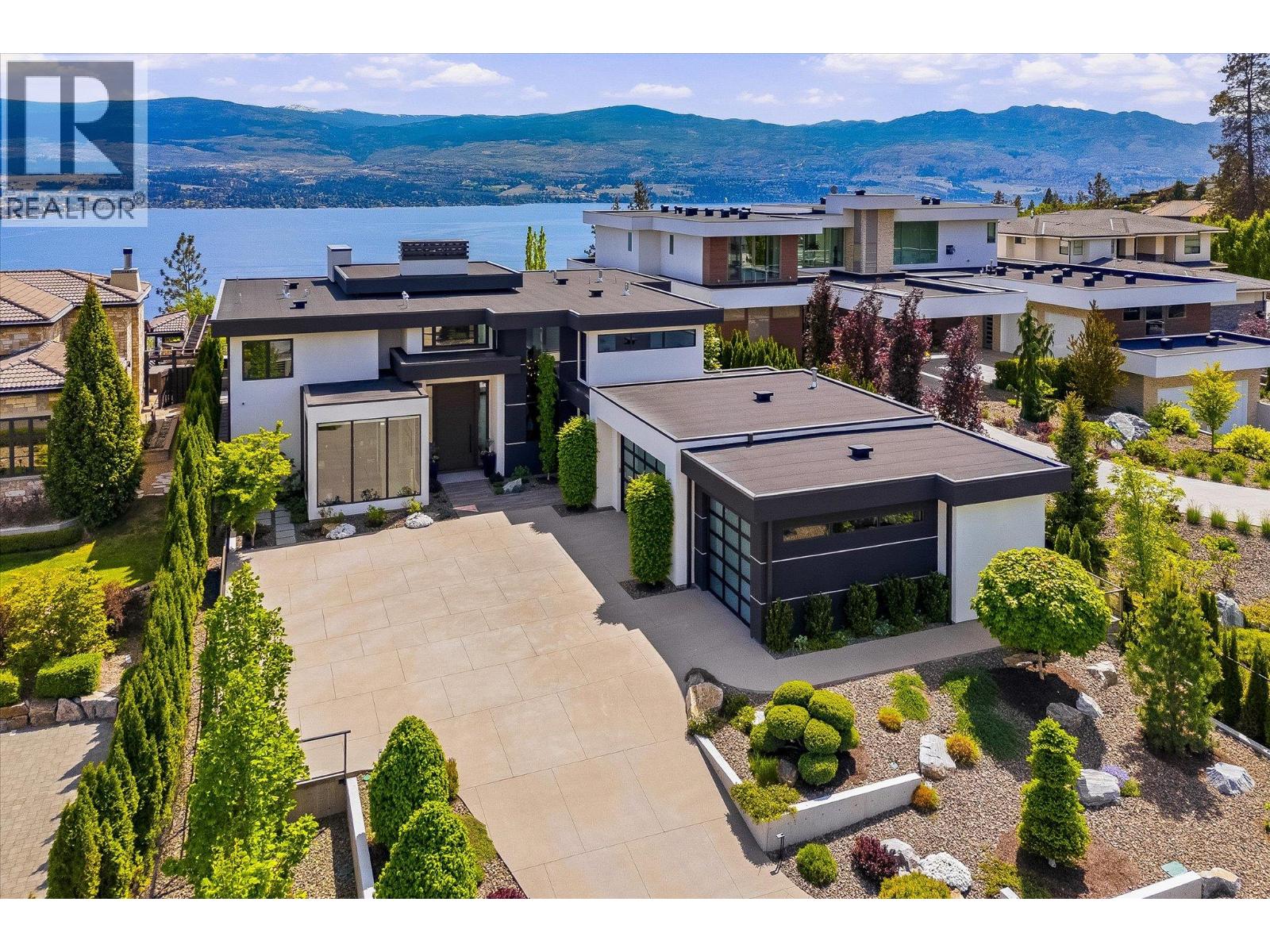 2463 Thacker Drive, West Kelowna, British Columbia  V1Z 1V9 - Photo 2 - 10387042