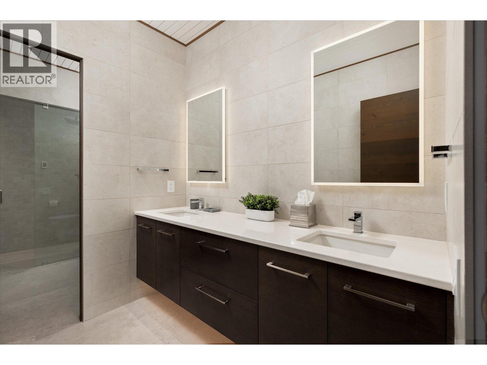 2463 Thacker Drive, West Kelowna, British Columbia  V1Z 1V9 - Photo 40 - 10387042
