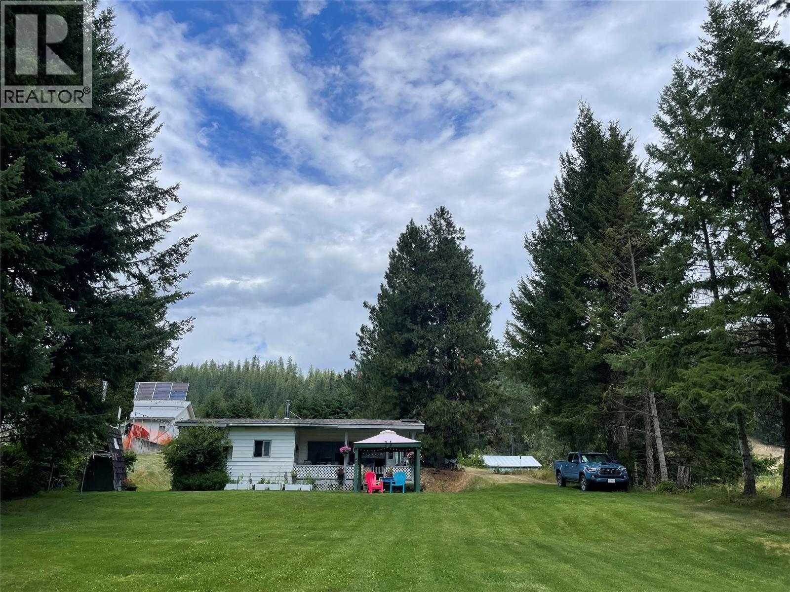 7524 Deer Park Road, Deer Park, British Columbia  V1N 4V8 - Photo 31 - 10387387