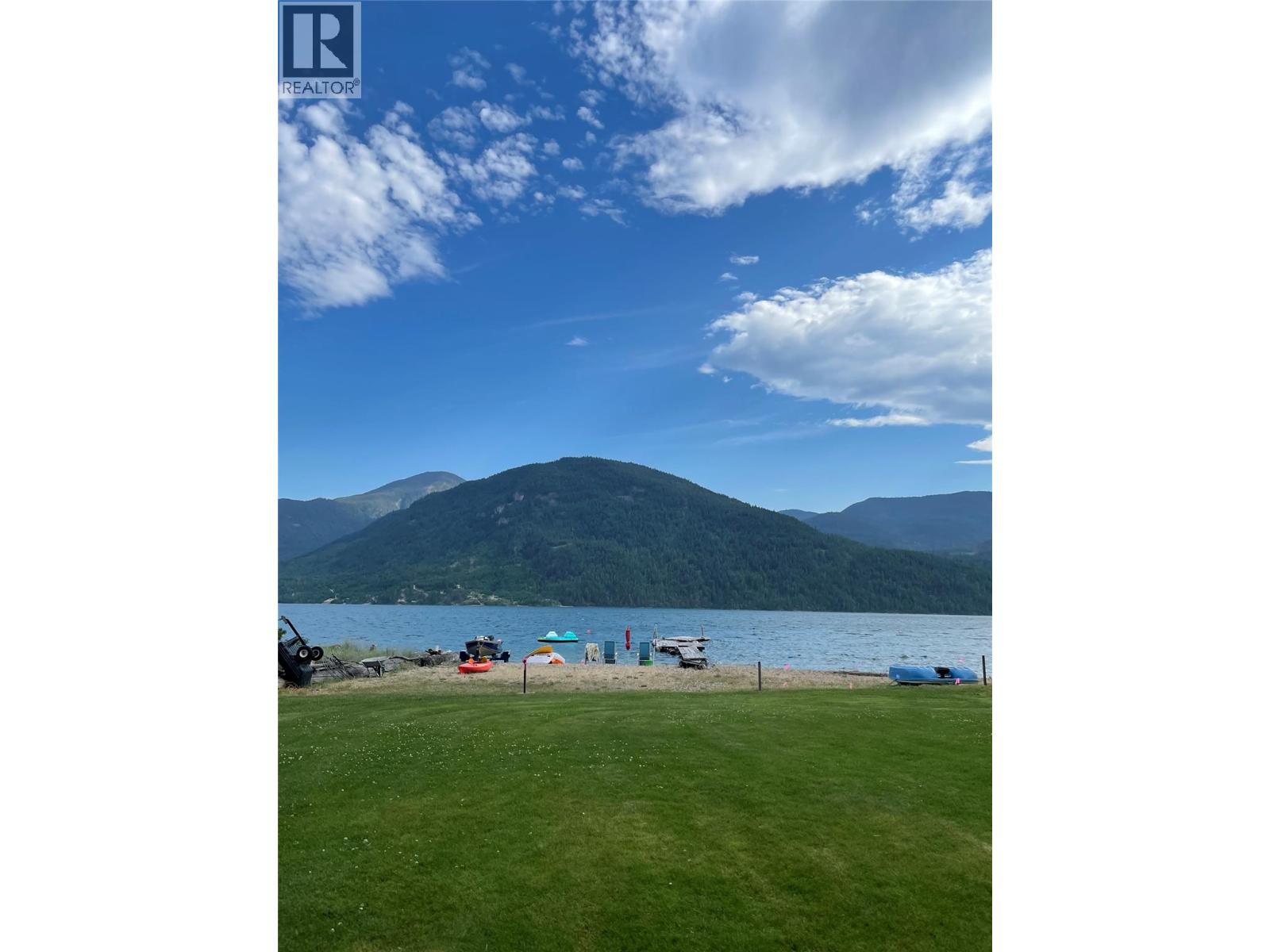 7524 Deer Park Road, Deer Park, British Columbia  V1N 4V8 - Photo 8 - 10387387
