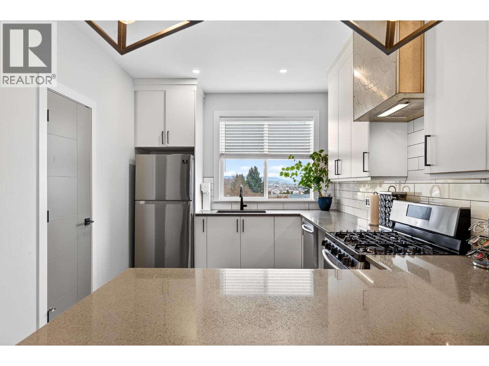 3405 16 Avenue Unit# 3, Vernon, British Columbia  V1T 1A7 - Photo 5 - 10387307