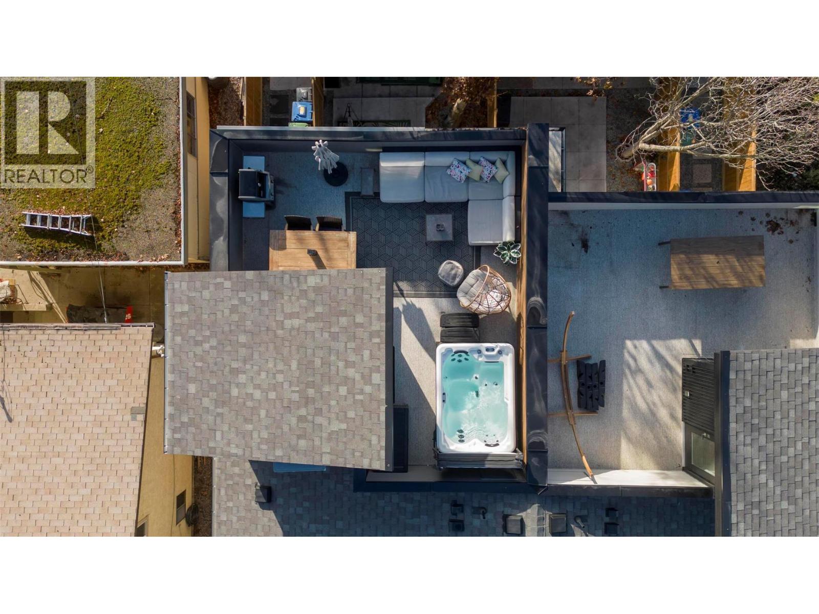 745 Morrison Avenue Unit# 4, Kelowna, British Columbia  V1Y 5E6 - Photo 2 - 10387286