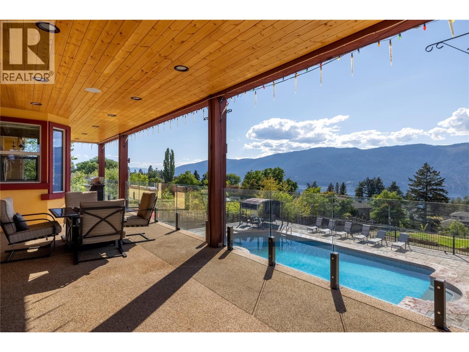 1727 Davidson Road, Lake Country, British Columbia  V4V 1J9 - Photo 10 - 10387384