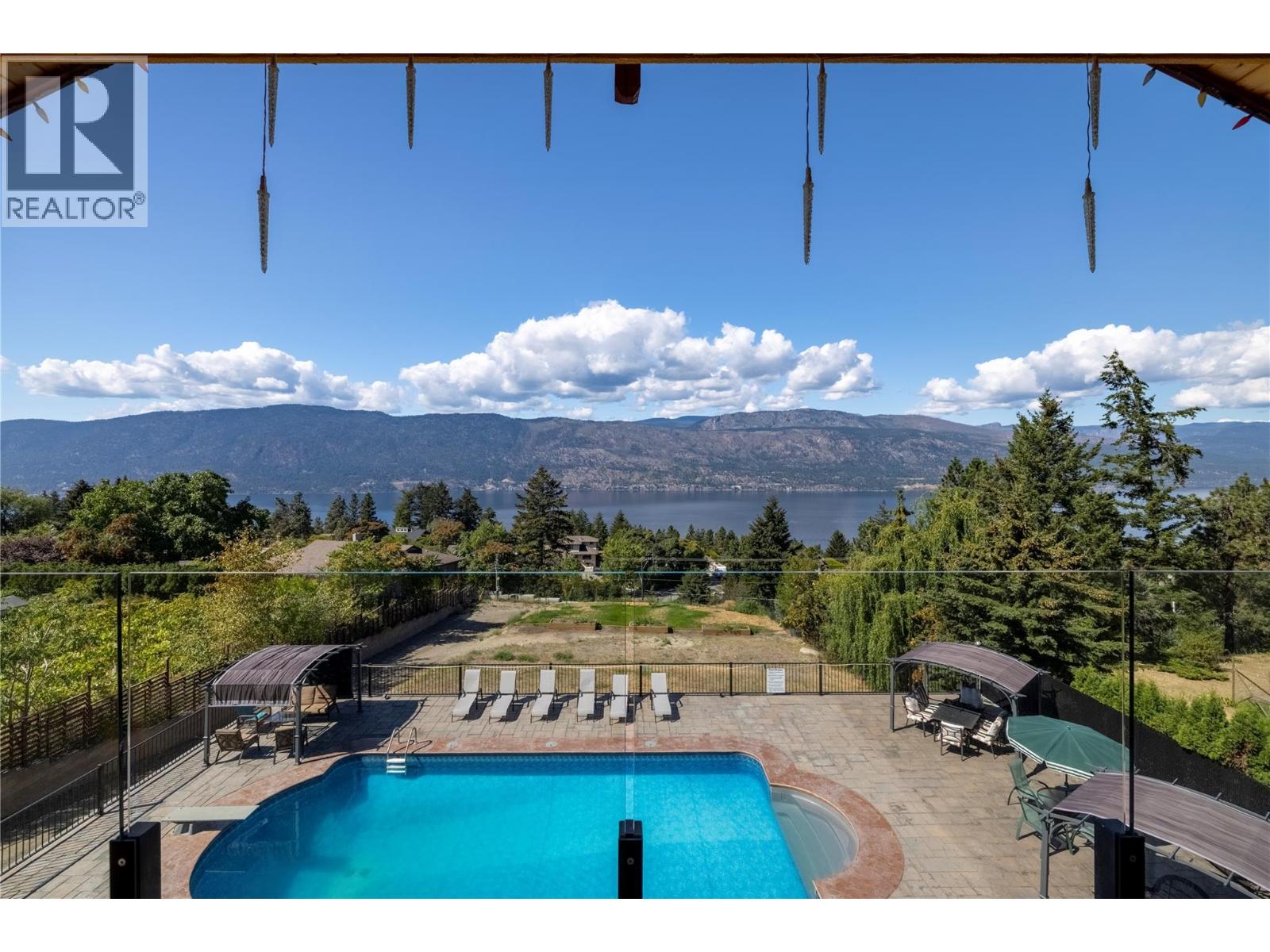 1727 Davidson Road, Lake Country, British Columbia  V4V 1J9 - Photo 9 - 10387384